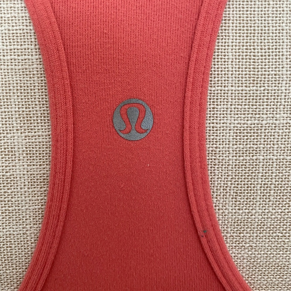 Lululemon Cool Racerback Size 2 - Picture 3 of 3
